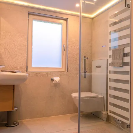 Bamboo-garden Am Hengstberg Bei Dresden Шале Банневиц