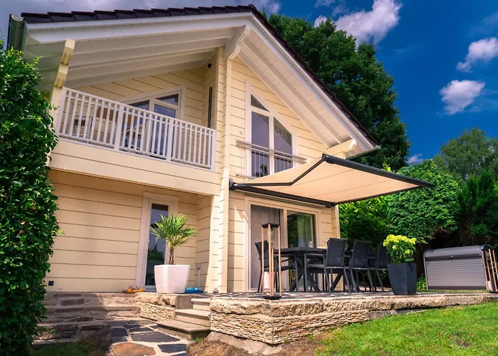 Bamboo-garden Am Hengstberg Bei Dresden شاليه